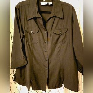 BLACK BUTTONDOWN BLOUSE WITH 3/4 SLEEVES/V-NECK WITH COLLAR SIZE:LARGE  JOANNA